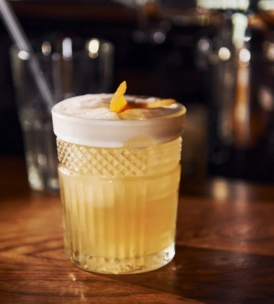 Amaretto sour